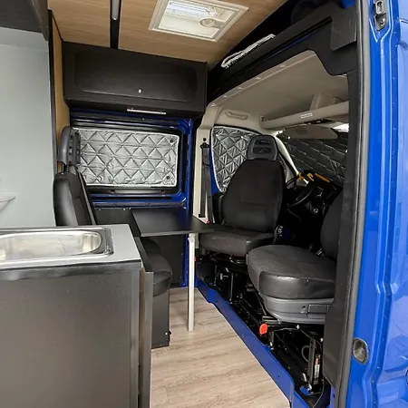 אתר קמפינג Caravana Poco Bispo ליסבון