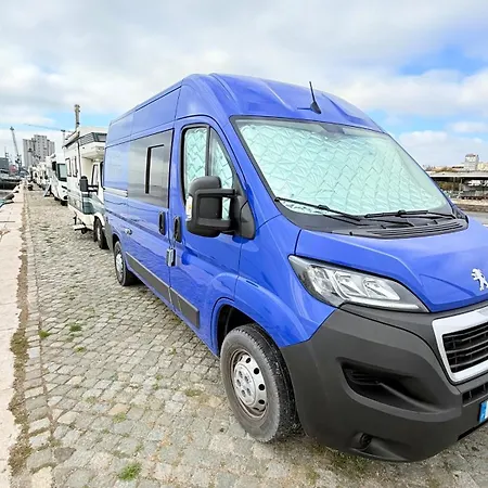 Caravana Poco Bispo Camping Lissabon